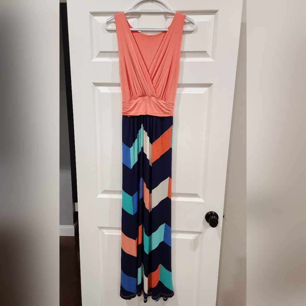 Sleeveless Chevron Print Maxi Dress Size S